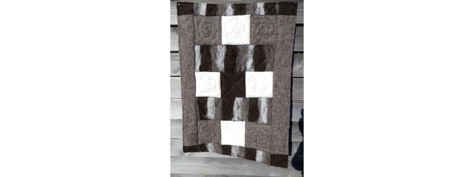small sheep quilt